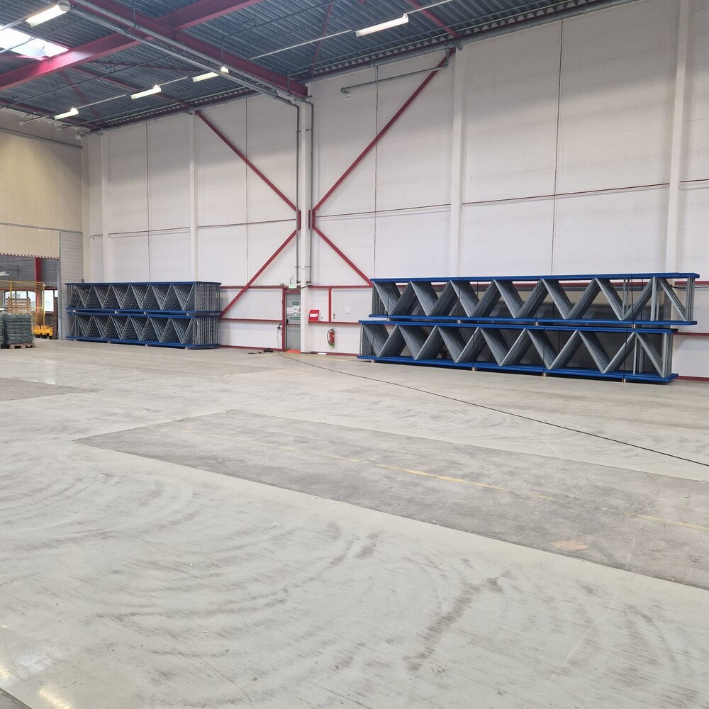 Jungheinrich Palletstelling Jungheinrich Esmena 1000mm diep blauw/geel, gebruikt Jungheinrich Palletstelling Jungheinrich Esmena 1000mm diep blauw/geel, gebruikt