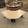 Hoekbureau 165x165 cm zwart/beuken trespa, gebruikt Hoekbureau 165x165 cm zwart/beuken trespa, gebruikt