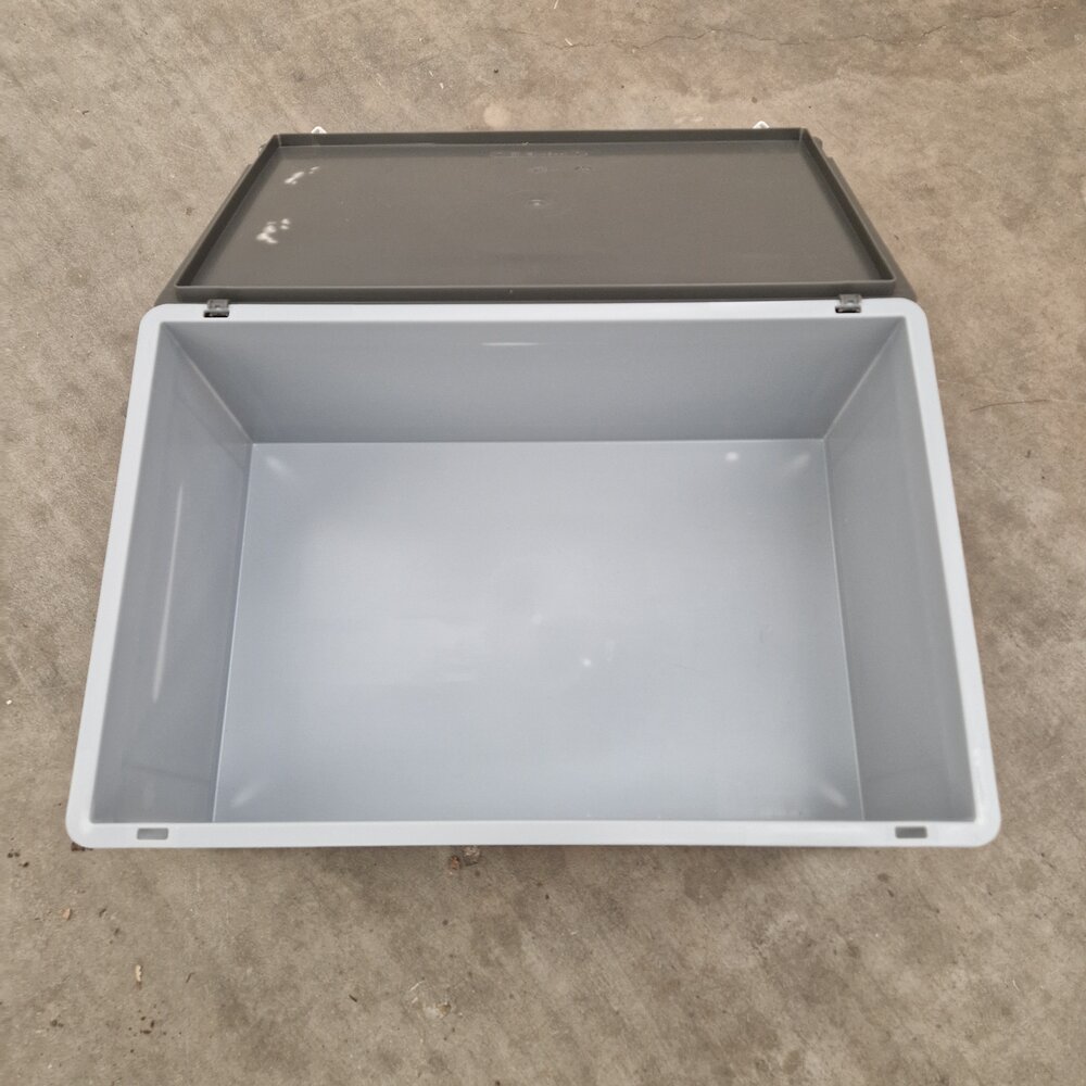 Emtrade Stapelbak met deksel, 600x400x22 mm, euronorm, grijs pp, gebruikt