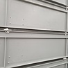 Emtrade 60x40x23 kunststof bak met deksel, grijs, PP, gesloten, geperforeerde bodem, gebruikt Emtrade 60x40x23 kunststof bak met deksel, grijs, PP, gesloten, geperforeerde bodem, gebruikt