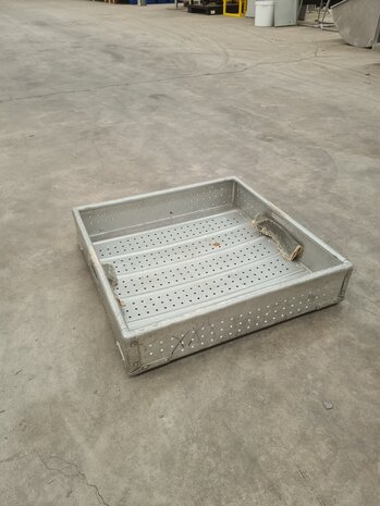 Zarges Zarges aluminium stapelbak 61x61x14, gebruikt
