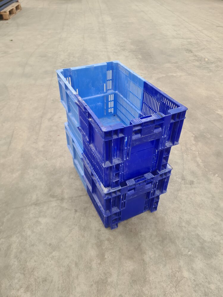 Allibert Nestbare stapelkrat geperforeerd 500x300x280cm blauw, gebruikt Allibert Nestbare stapelkrat geperforeerd 500x300x280cm blauw, gebruikt