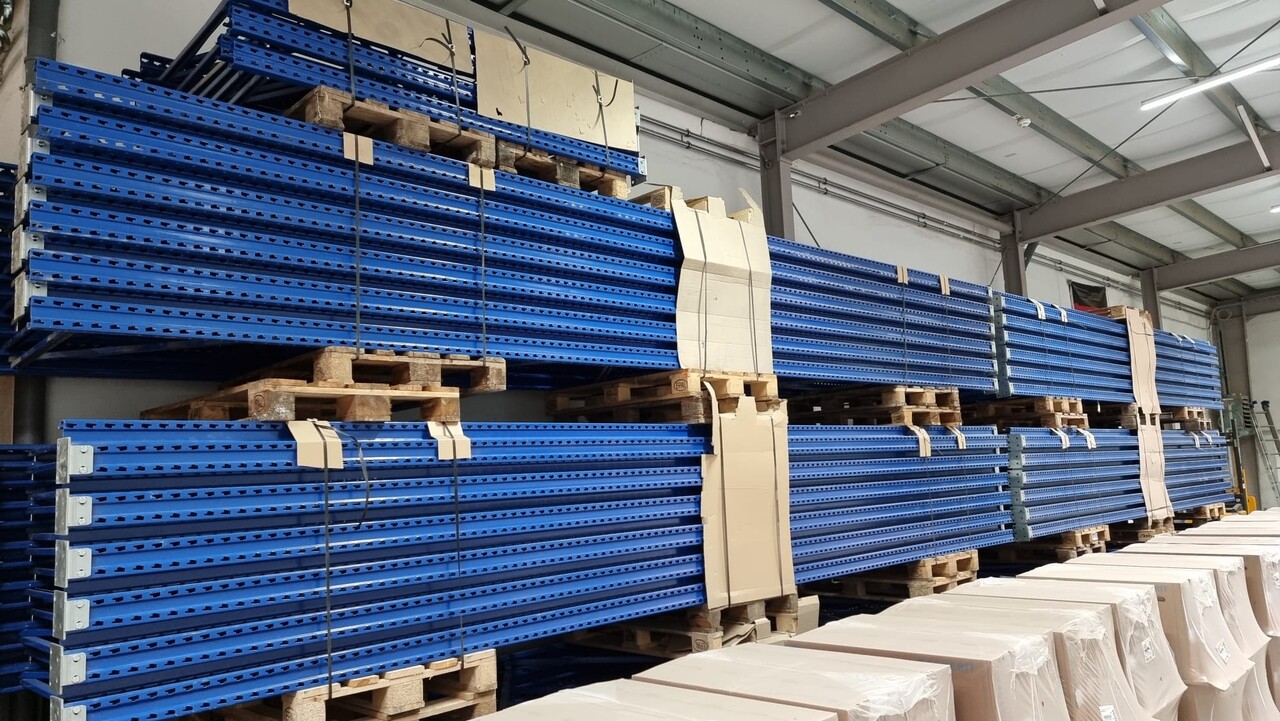 Ligger 2700x120x50 mm, d.geel, 3007kg, gebruikt