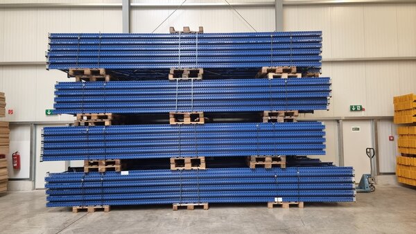 Ligger 2700x120x50 mm, d.geel, 3007kg, gebruikt