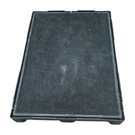 KIGA Industriële pallet 1000 x 1400 x 150 mm met permanente antislip mat, gebruikt