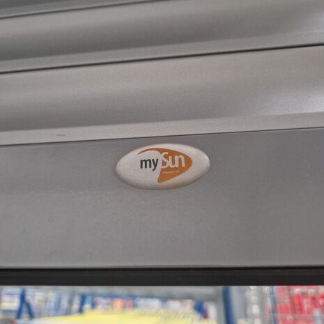 Antidiefstal Doorrolstelling D2400xB2800xH2500 mm vrijstaand verrijdbaar met 2 rolluiken en hek, gebruikt Antidiefstal Doorrolstelling D2400xB2800xH2500 mm vrijstaand verrijdbaar met 2 rolluiken en hek, gebruikt