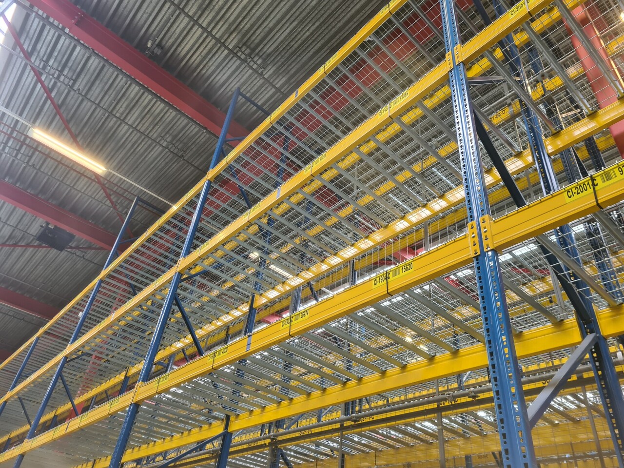 Nedcon Nedcon Palletstelling Staander 8100x1100 (100x65) mm blauw, gebruikt Nedcon Nedcon Palletstelling Staander 8100x1100 (100x65) mm blauw, gebruikt