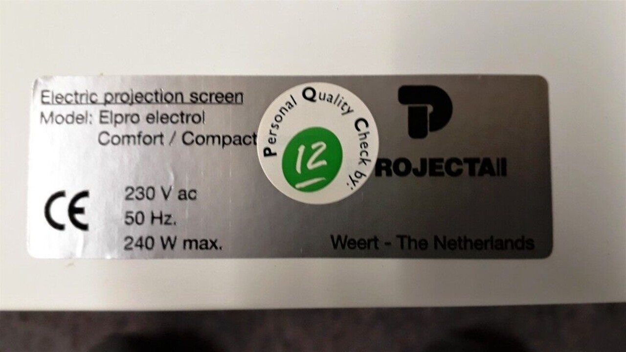 Projecta Projector scherm elektrisch 310 cm breed, gebruikt Projecta Projector scherm elektrisch 310 cm breed, gebruikt