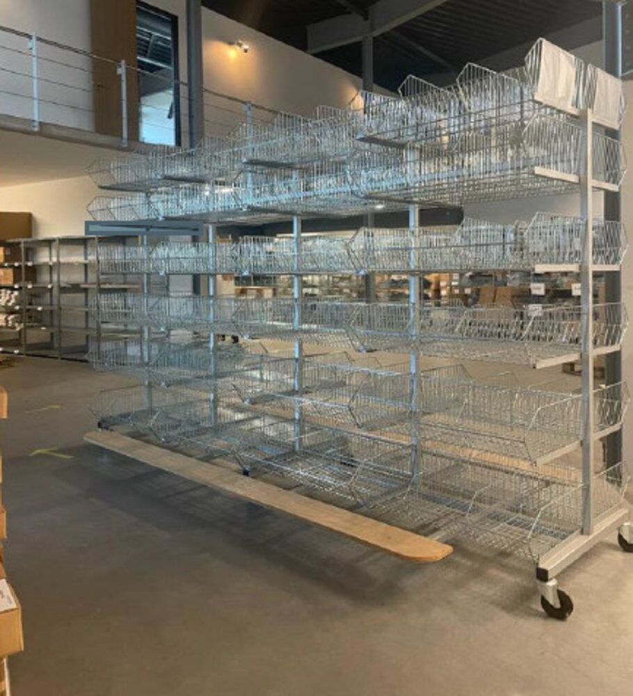 BITO Verrijdbare stelling incl. 48 draadmanden - 2350x3800x1600mm, licht gebruikt