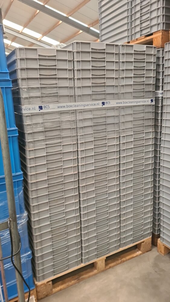 Basicline Stapelbak, 600x400x75 mm, euronorm, grijs kunststof, gebruikt