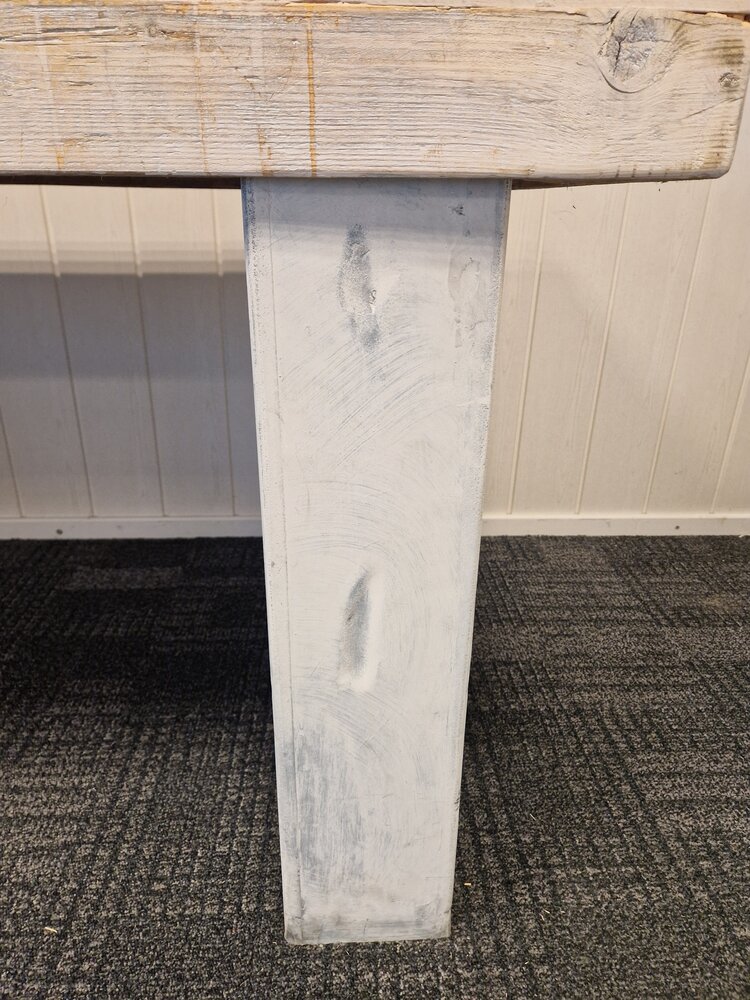 Emtrade Steigerhouten tafel 77.5 x 200 cm, 73.5/85cm hoog, gebruikt Emtrade Steigerhouten tafel 77.5 x 200 cm, 73.5/85cm hoog, gebruikt