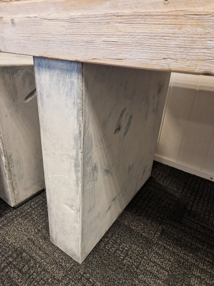 Emtrade Steigerhouten tafel 77.5 x 200 cm, 73.5/85cm hoog, gebruikt Emtrade Steigerhouten tafel 77.5 x 200 cm, 73.5/85cm hoog, gebruikt