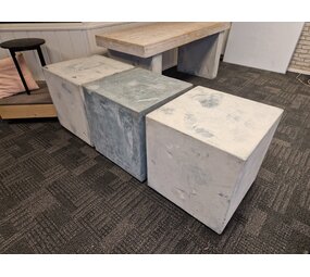 Emtrade Houten blok 64x64x68.5cm, grijs, gebruikt