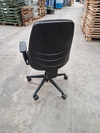 Sit-on Sit-on bureaustoel, zwart, gebruikt Sit-on Sit-on bureaustoel, zwart, gebruikt