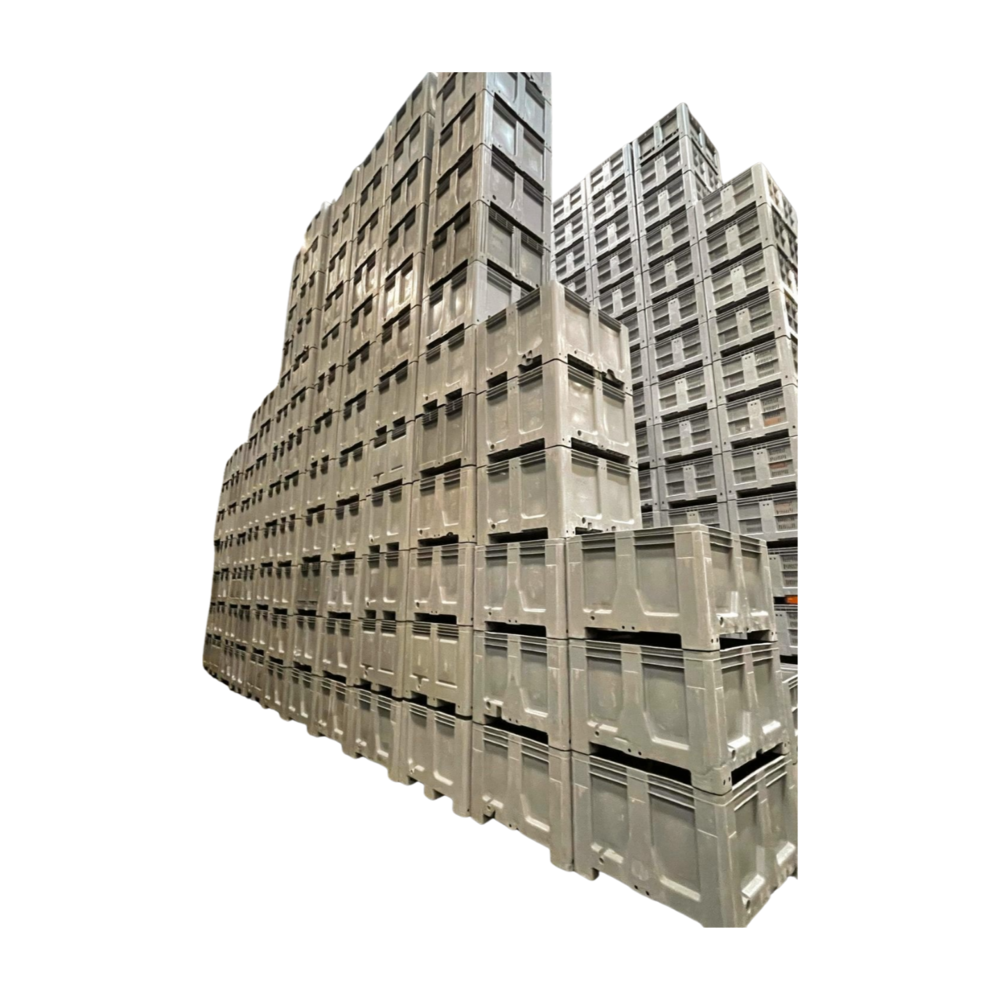 Schoeller Allibert Gebruikte Palletboxen, gesloten, 120x100x76cm met 3 sledes, gebruikt Schoeller Allibert Gebruikte Palletboxen, gesloten, 120x100x76cm met 3 sledes, gebruikt