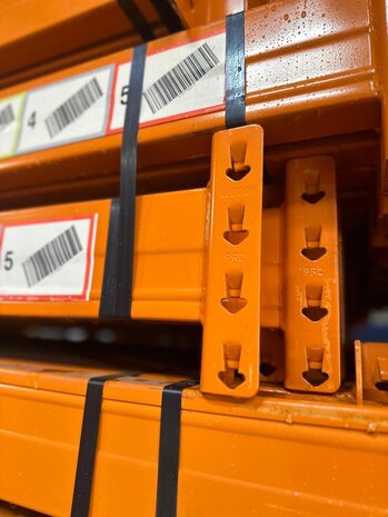 Nedcon NEDCON PR2 Ligger 2700x110x40 mm 3000kg, gebruikt Nedcon NEDCON PR2 Ligger 2700x110x40 mm 3000kg, gebruikt