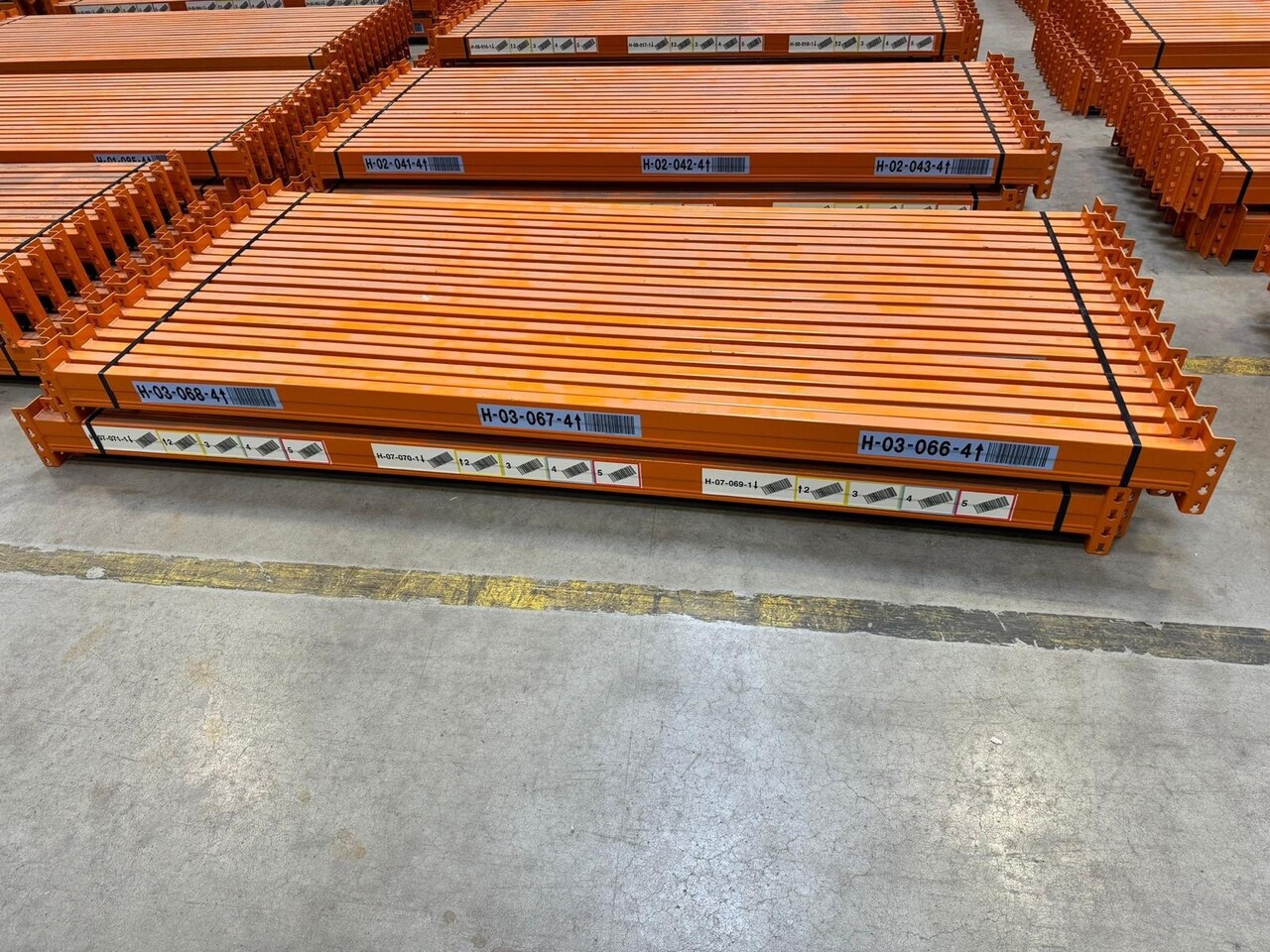 Nedcon NEDCON PR2 Ligger 2700x110x40 mm 2800kg, gebruikt