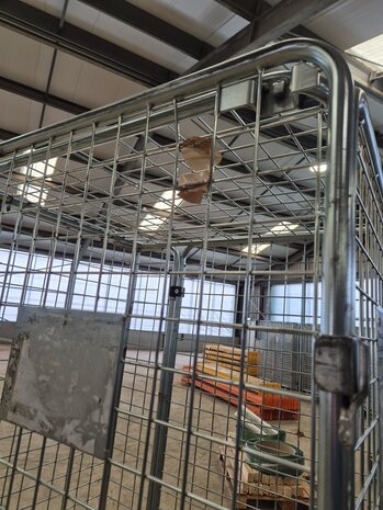 Gebhardt Rolcontainer 90x70x190 cm, 5-heks met nestbare A-frame bodem, gebruikt Gebhardt Rolcontainer 90x70x190 cm, 5-heks met nestbare A-frame bodem, gebruikt