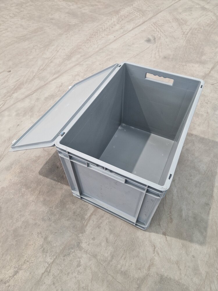 SSI SchÃ¤fer Stapelbak met deksel, 600x400x420 mm, euronorm, grijs kunststof, gebruikt