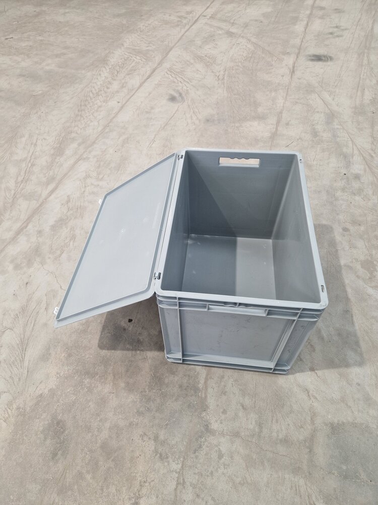 SSI SchÃ¤fer Stapelbak met deksel, 600x400x420 mm, euronorm, grijs kunststof, gebruikt