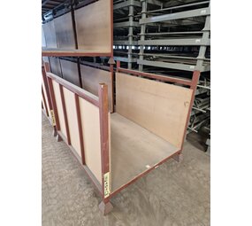 Emtrade Stapelrek 1600x1295x1270mm bruin met houten bodem/wanden, gebruikt Emtrade Stapelrek 1600x1295x1270mm bruin met houten bodem/wanden, gebruikt