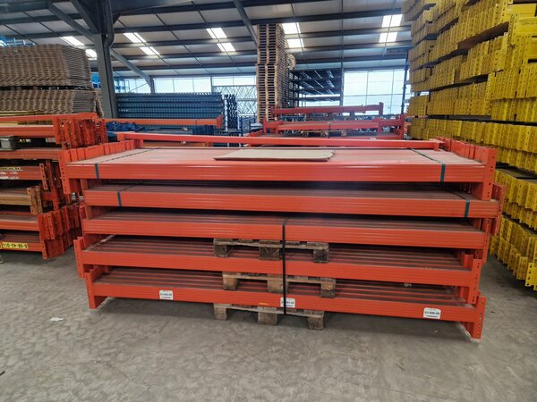 Ramada Ramada Ligger 2680x105x50 mm oranje, gebruikt