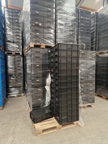 SSI Schäfer Stapelbak 600x400x180mm, Zwart, EF6180, Nieuw