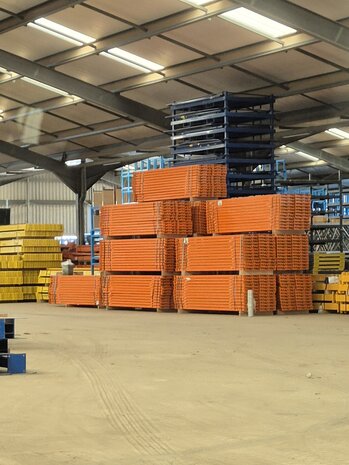 Stow Stow Ligger 2700x130x50 mm 3000kg Oranje PNB 0413, nieuw Stow Stow Ligger 2700x130x50 mm 3000kg Oranje PNB 0413, nieuw