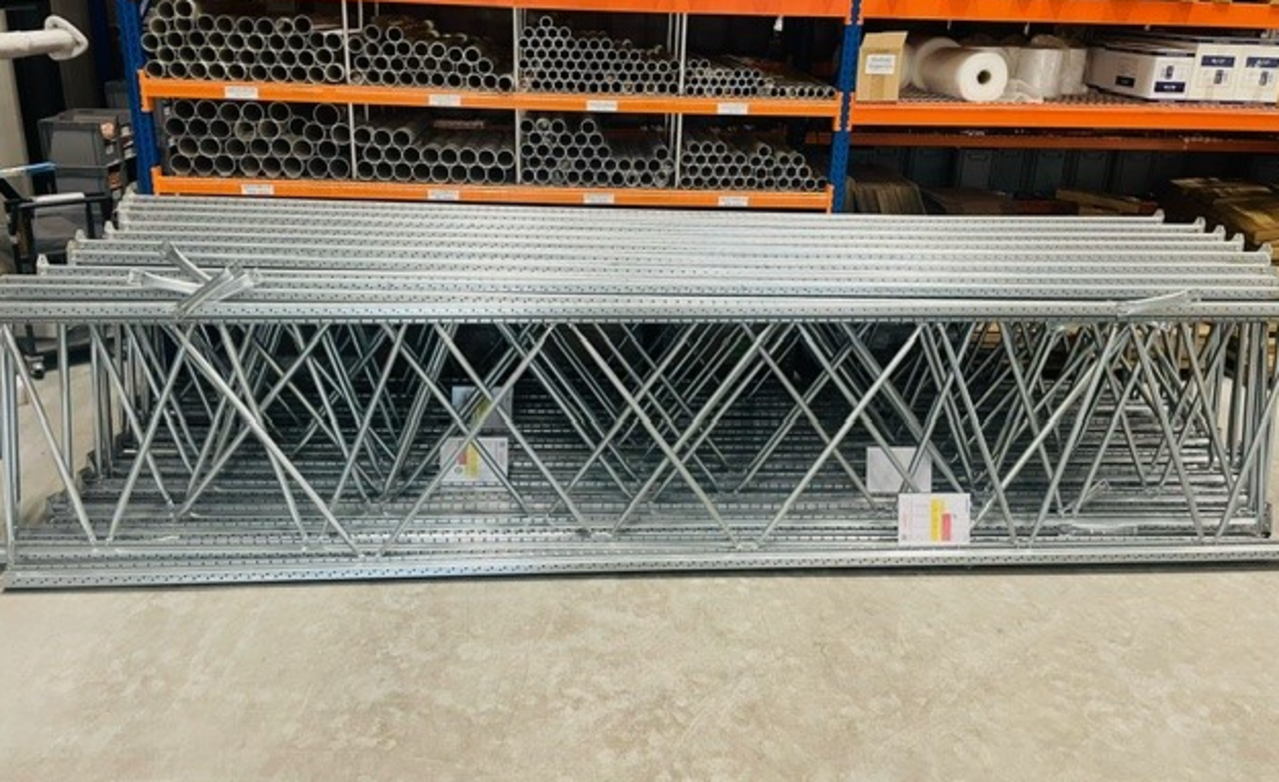 Metalsistem Partijaanbieding: Metalsistem palletstelling verzinkt, gebruikt Metalsistem Partijaanbieding: Metalsistem palletstelling verzinkt, gebruikt
