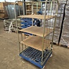 Feil Rolcontainer 3-heks met 2 houten legborden, gebruikt Feil Rolcontainer 3-heks met 2 houten legborden, gebruikt