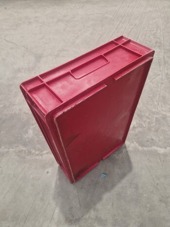 Stapelbak, 600x400x145 mm, euronorm, rood hdpe, gebruikt