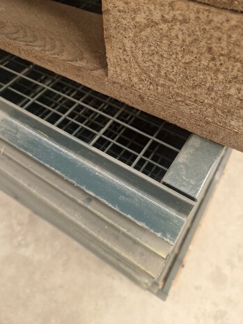 Emtrade Gaaslegbord 1180x940mm (voor 1000mm diep) d.grijs, gebruikt Emtrade Gaaslegbord 1180x940mm (voor 1000mm diep) d.grijs, gebruikt