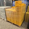 Emtrade Vouwkrat 400x300x110mm, geel, geperforeerd, gebruikt Emtrade Vouwkrat 400x300x110mm, geel, geperforeerd, gebruikt
