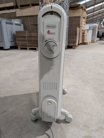 DeLonghi DeLonghi Vento Oliegevulde Radiator - 2000W - Gebruikt DeLonghi DeLonghi Vento Oliegevulde Radiator - 2000W - Gebruikt