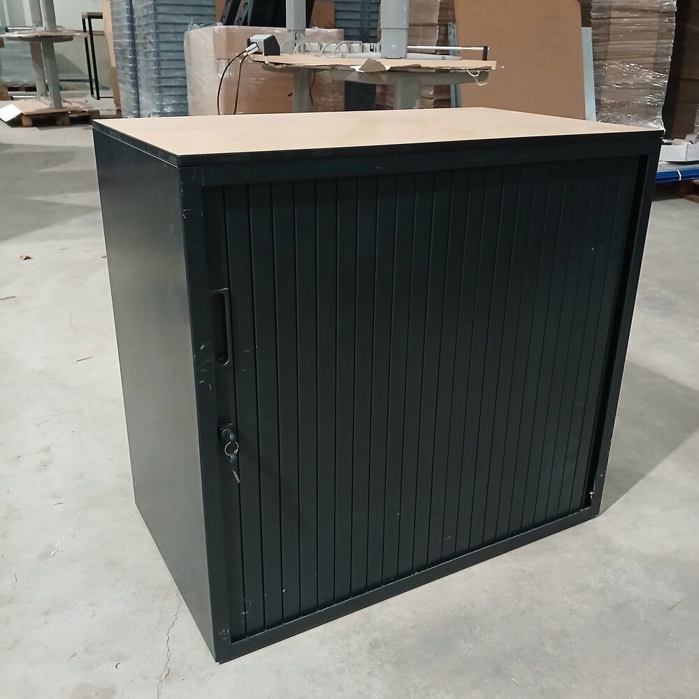 Emtrade Roldeurkast / Archiefkast – 80×47×75 cm – Zwart – Gebruikt