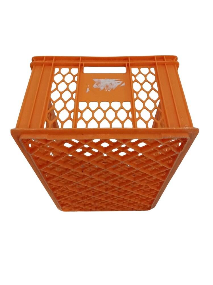Emtrade Stapelkrat 600x400x250mm Geperforeerd Oranje Gebruikt
