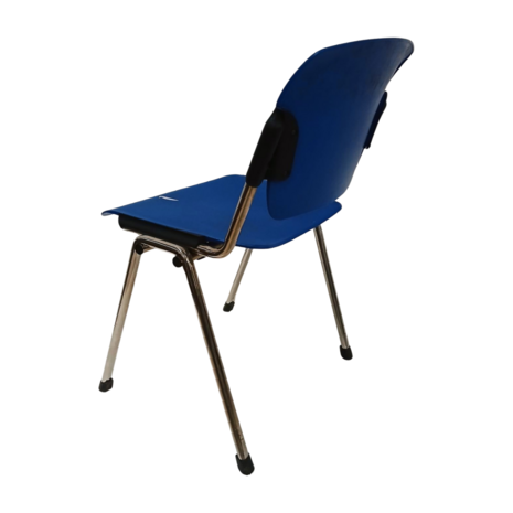 Emtrade Gebruikte stapelbare kunststof stoel – blauw