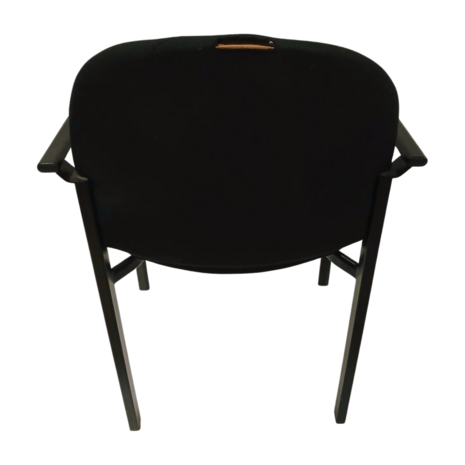 Emtrade Gebruikte vergaderstoel met armleuningen – zwart gestoffeerd