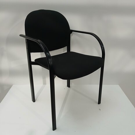 Emtrade Gebruikte vergaderstoel met armleuningen – zwart gestoffeerd