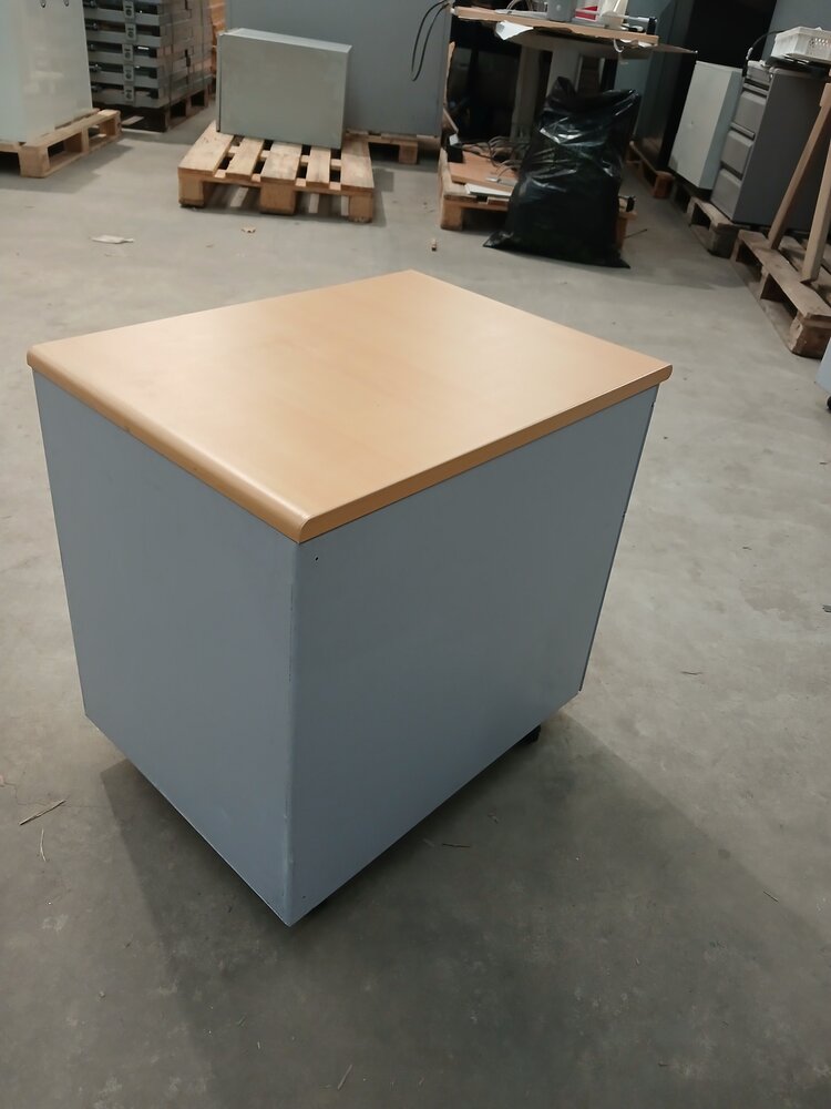 Emtrade Ladeblok 42x55x60 Grijs, Gebruikt Emtrade Ladeblok 42x55x60 Grijs, Gebruikt