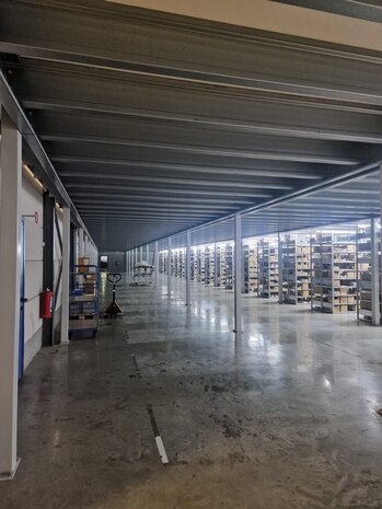 Emtrade 960m2 Entresolvloer 750kg/m2, gebruikt