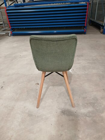 Emtrade Set van 2 Kuipstoelen, groen, houten poten, 465 x 430 x 865 mm, gebruikt