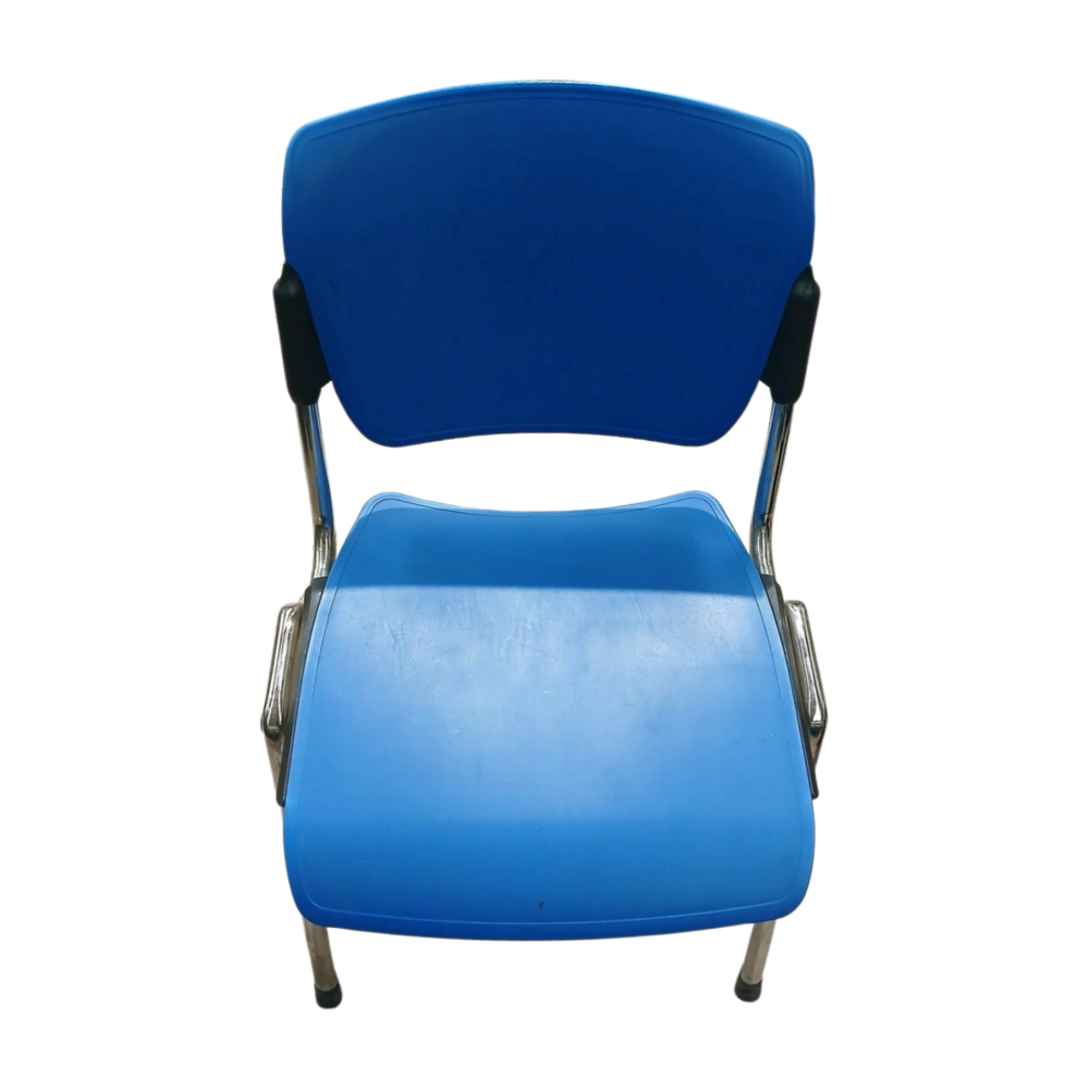 Emtrade Gebruikte stapelbare kunststof stoel – blauw