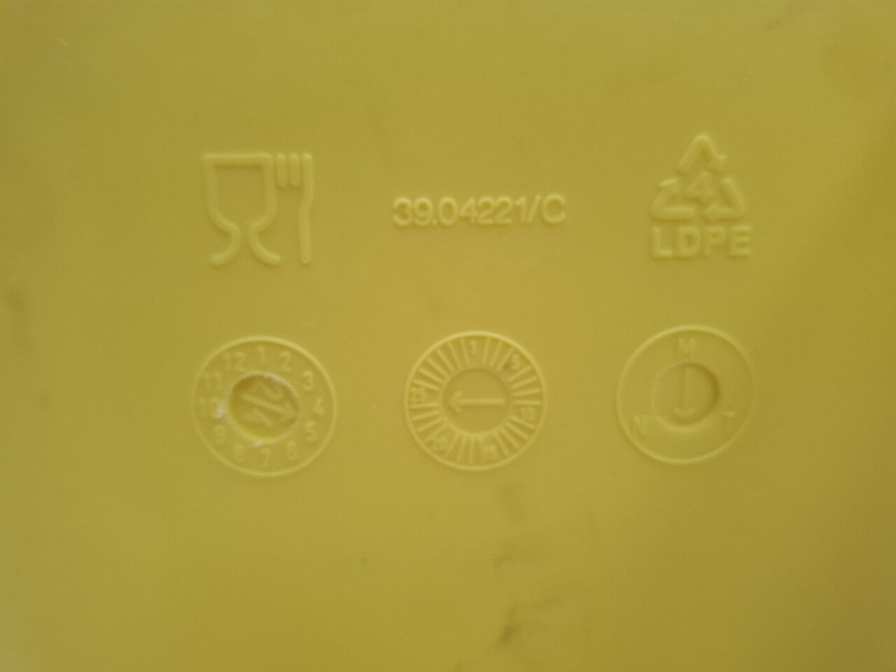 Emtrade Geïsoleerde vleeskar LDPE, 200 liter, 4 rubberen wielen, voedselveilig, gebruikt