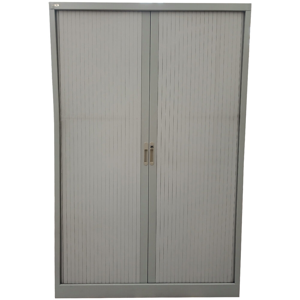 Utopia Utopia roldeurkast 121x45x97cm, 4 legborden zwart, zonder sleutel, gebruikt