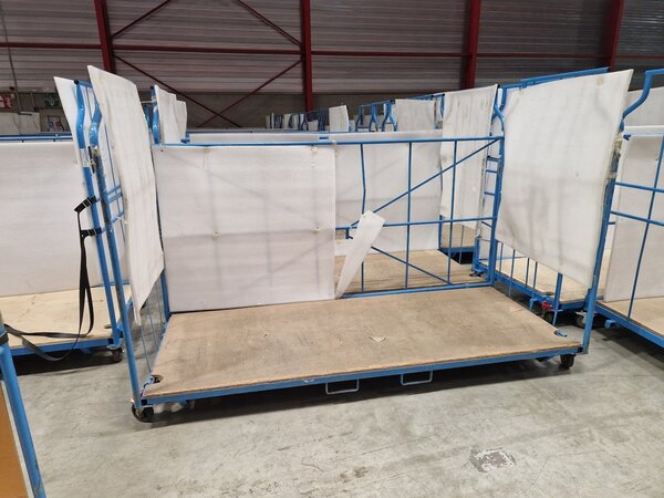 Cordes Meubeltransportwagen 2500x1150x1800mm Corletten L-frame nestbaar en stapelbaar, met rem, blauw, gebruikt Cordes Meubeltransportwagen 2500x1150x1800mm Corletten L-frame nestbaar en stapelbaar, met rem, blauw, gebruikt