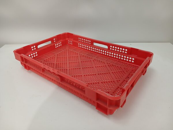 Emtrade Krat geperforeerd 590x390x90 mm, rood, PE-HD, gebruikt