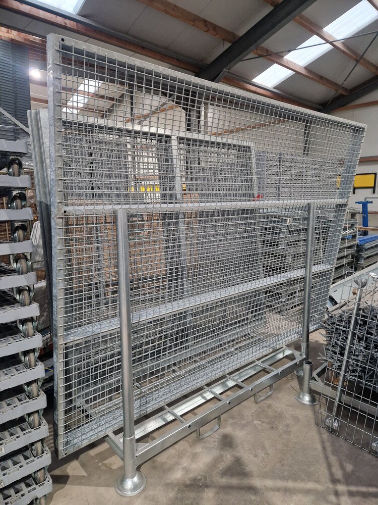 Gaaswand verzinkt hotdip 208x288x6cm, gebruikt