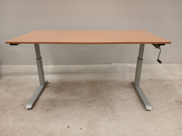 Emtrade Zitbureau 160x80 cm, handmatig met zwengel verstelbaar van 61 tot 85 cm, gebruikt