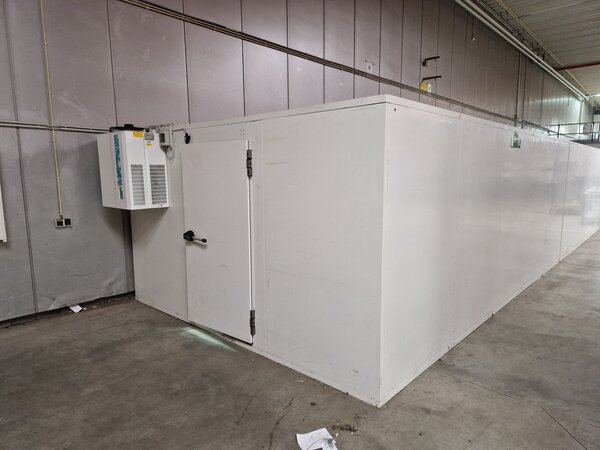 Rivacold Vries/koelcel 600x360x210 cm, in goede staat, gebruikt